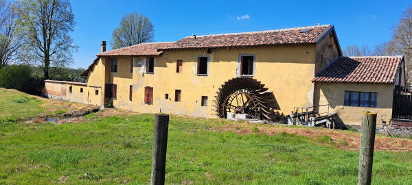 water wheel