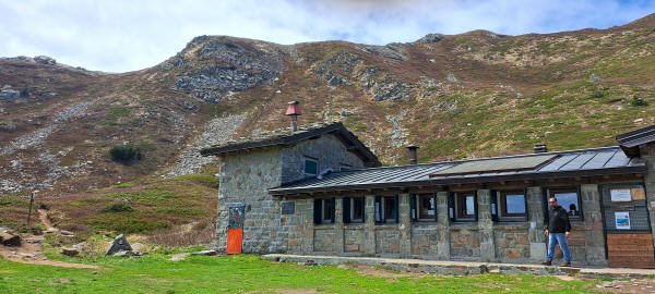 Rifugio Lago Nero