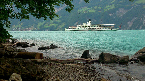 Vierwaltstätter See mit Raddampfer